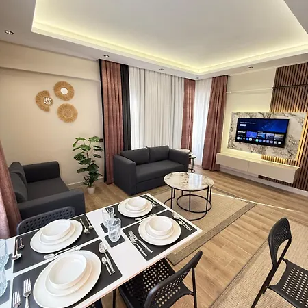 Konyaaltı Plajına Yakın Lüks Apartamento *