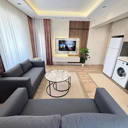 Apartment Konyaalti Plajina Yakin Lueks Antalya
