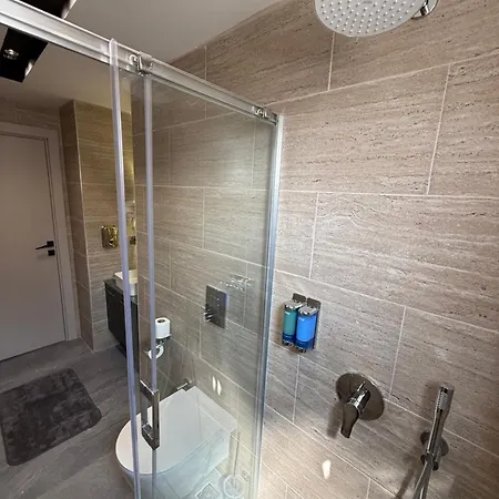 Konyaaltı Plajına Yakın Lüks Antalya