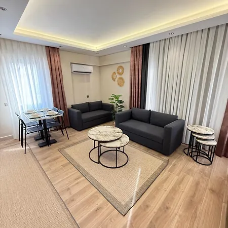 Daire Konyaaltı Plajına Yakın Lüks Antalya