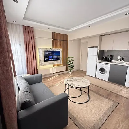 Daire Konyaaltı Plajına Yakın Lüks *