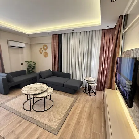 Daire Konyaaltı Plajına Yakın Lüks Antalya